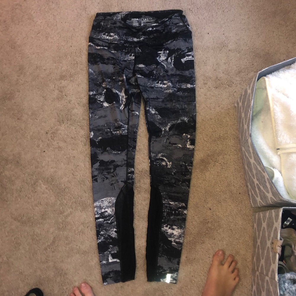 Black and white athletic leggings
